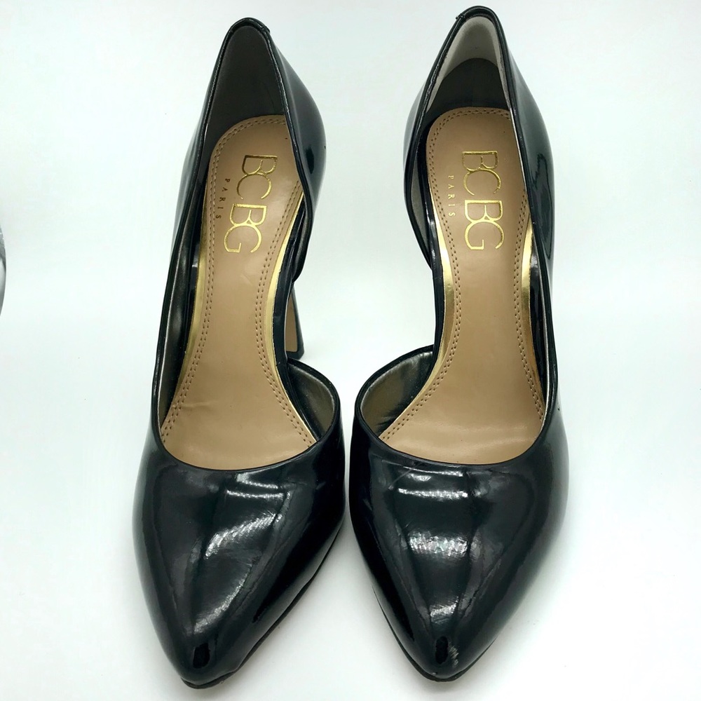 BCBG patent leather pointed toe pumps shoes